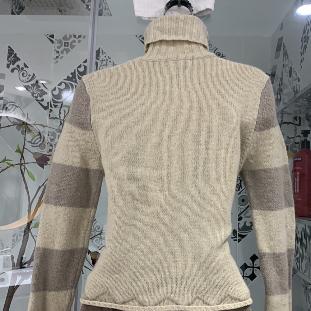 Like NEW VTG 90’ Eddie Bauer Lambswool Knit Embroidered Turtleneck - Picture 7 of 10